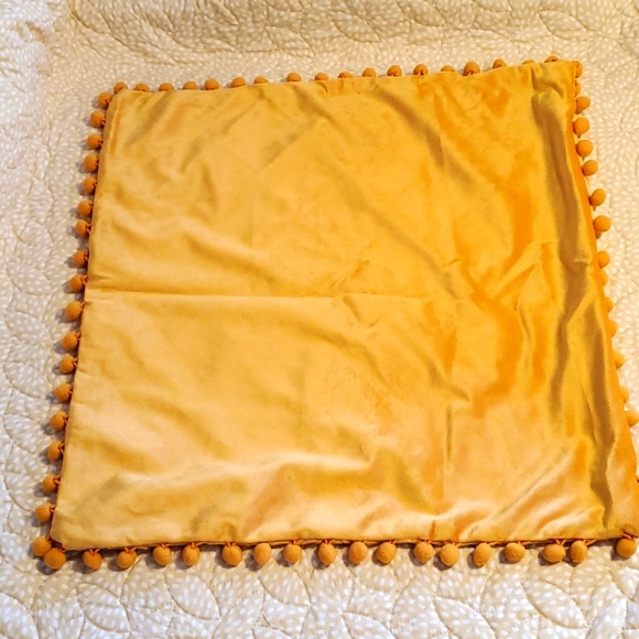 Set of 2 Pom Pom Velvety Diamond Design Pillow Covers - Picture 6 of 10